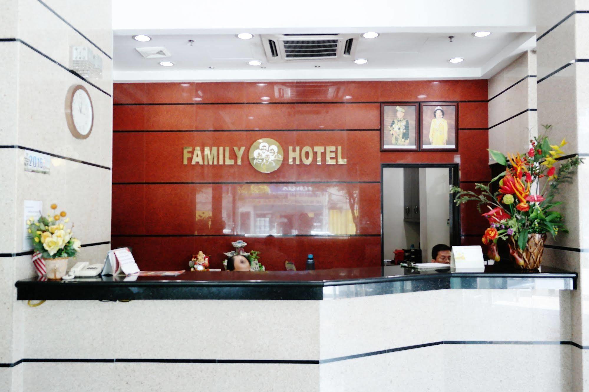 كلانغْ Family Hotel المظهر الخارجي الصورة